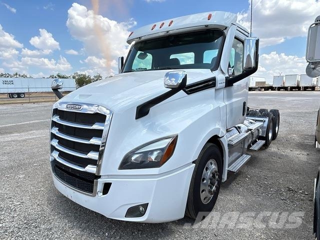 Freightliner Cascadia 126 Prime Movers