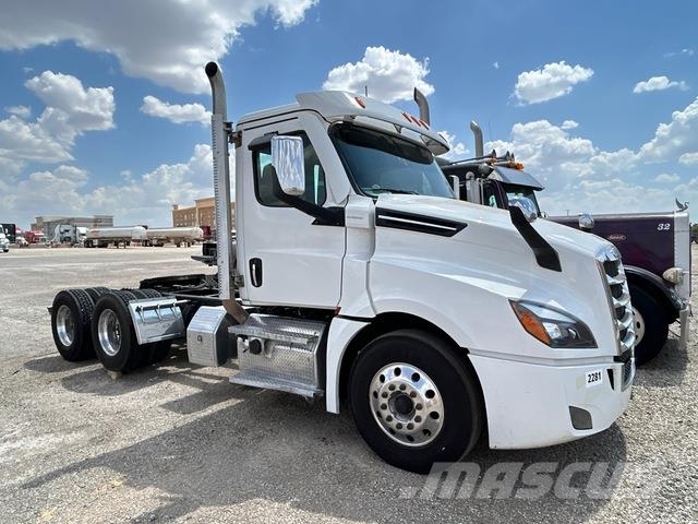 Freightliner Cascadia 126 Prime Movers