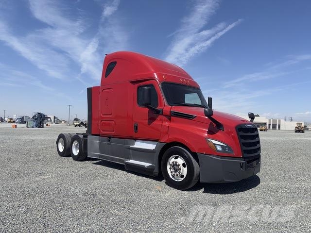 Freightliner Cascadia 126 Prime Movers