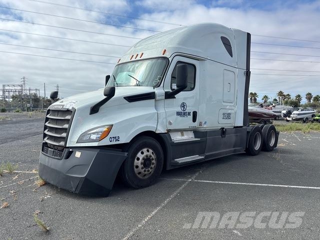 Freightliner Cascadia 126 وحدات الجر