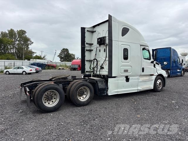 Freightliner Cascadia 126 Sattelzugmaschinen