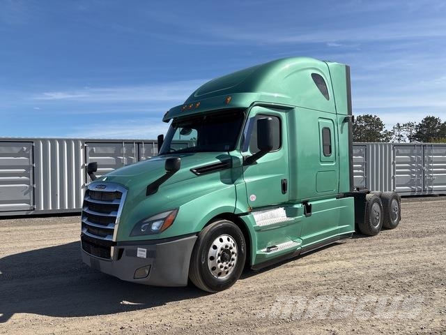Freightliner Cascadia 126 Тягачі