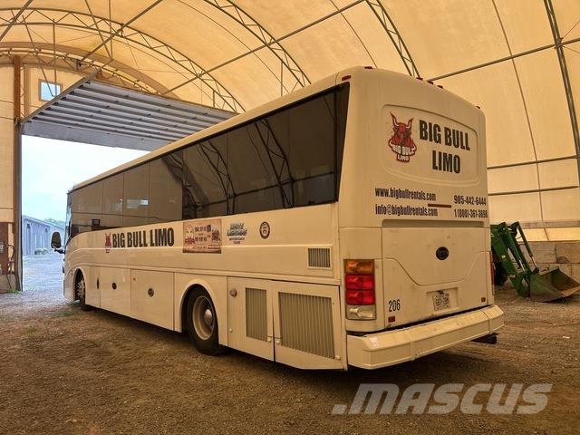 Freightliner Chase Coach Mini bus