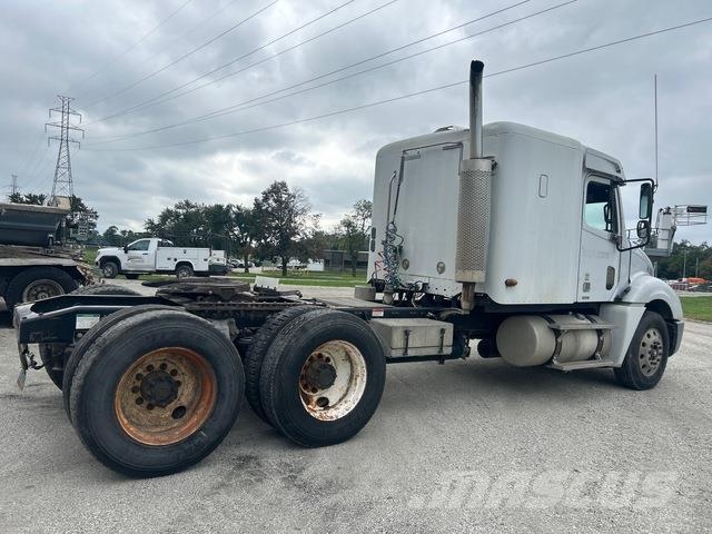 Freightliner CL120 Vlačilci