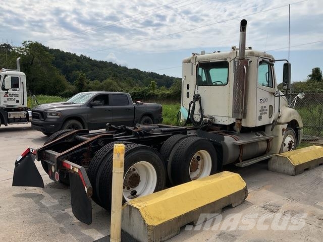 Freightliner Columbia Sattelzugmaschinen