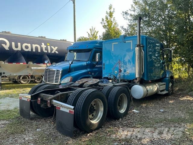 Freightliner Columbia Sattelzugmaschinen
