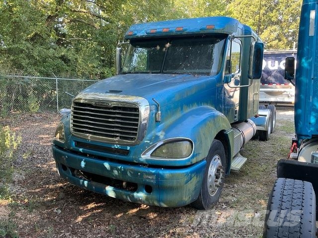 Freightliner Columbia Sattelzugmaschinen