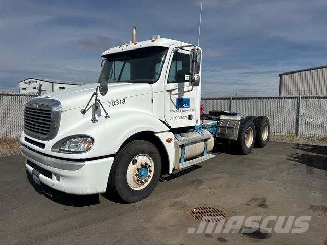 Freightliner Columbia Tractor Units