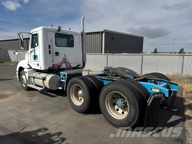 Freightliner Columbia Tractor Units