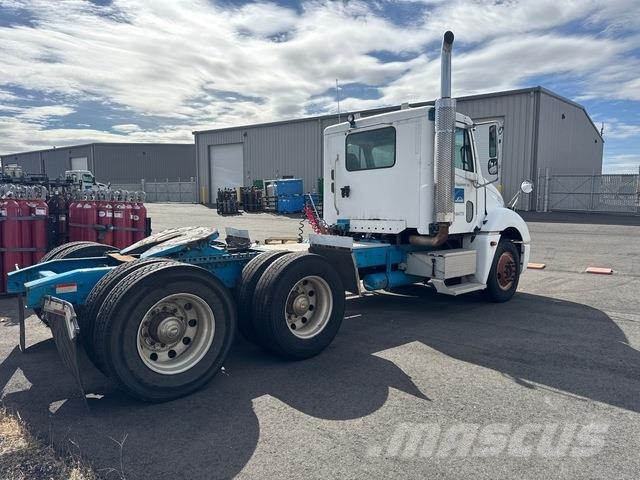 Freightliner Columbia Tractor Units