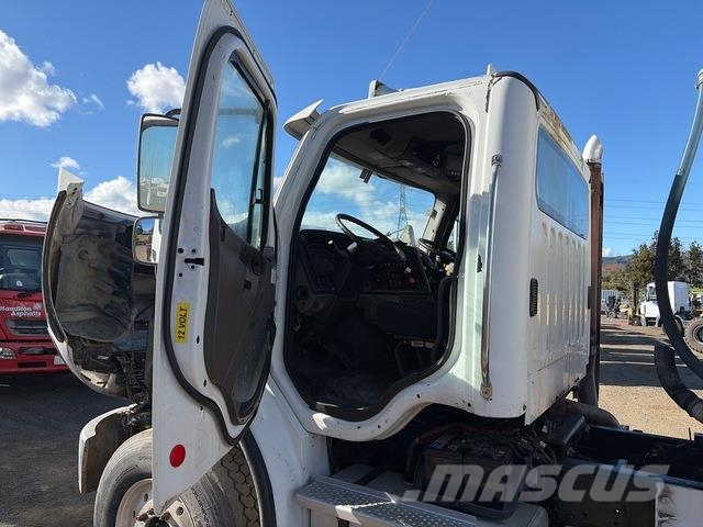 Freightliner Columbia 112 Vesisäiliöautot