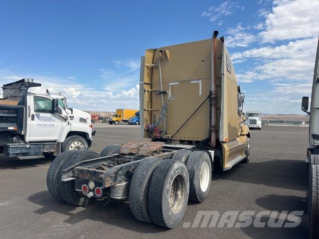 Freightliner Columbia 112 Влекачи