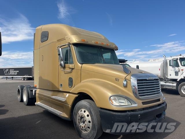 Freightliner Columbia 112 Влекачи