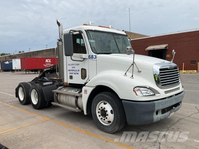 Freightliner Columbia 120 Sattelzugmaschinen