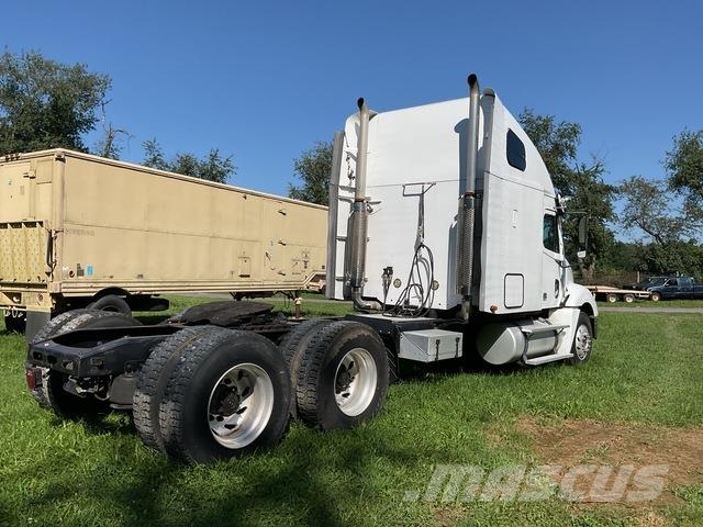 Freightliner Conventional Columbia Тягачі