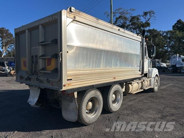 Freightliner Coronado 114 Sora- ja kippiautot