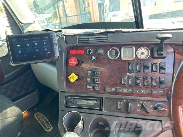 Freightliner Coronado 114 Sora- ja kippiautot