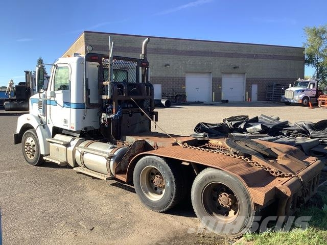 Freightliner Coronado 122 Bergungsfahrzeuge