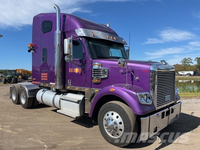 Freightliner Coronado 122SD Тягачі
