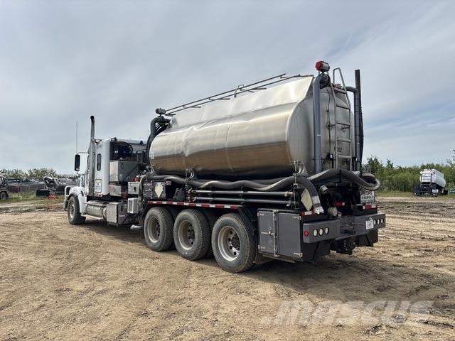 Freightliner Coronado 122SD معدات البناء - غير ذلك