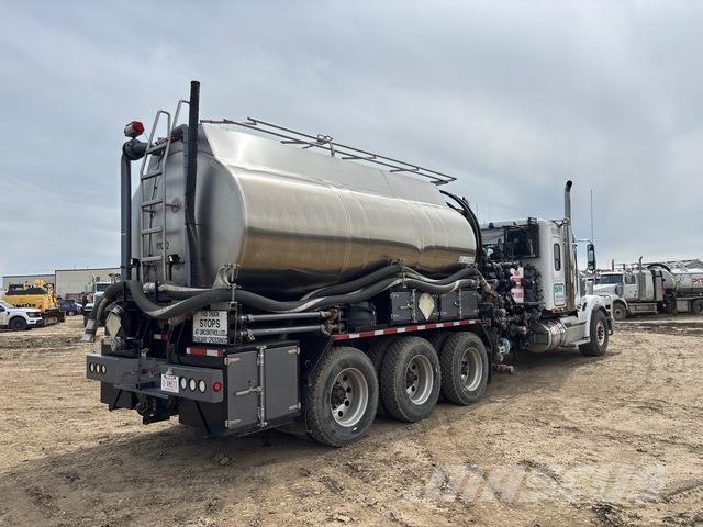 Freightliner Coronado 122SD معدات البناء - غير ذلك