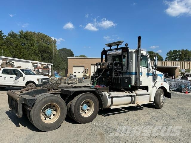 Freightliner Coronado SD 122 회수 차량