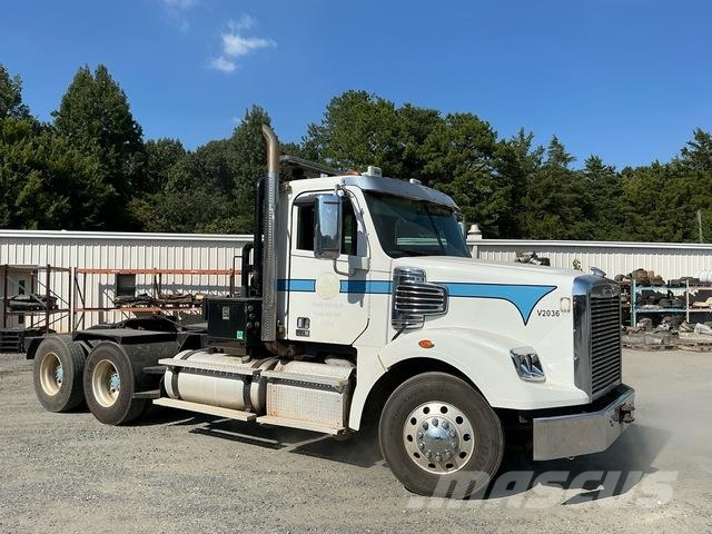 Freightliner Coronado SD 122 회수 차량