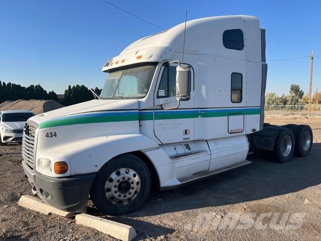 Freightliner CST120 Prime Movers