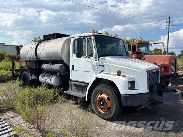 Freightliner FL 70 Бетономішалки (Автобетонозмішувачі)