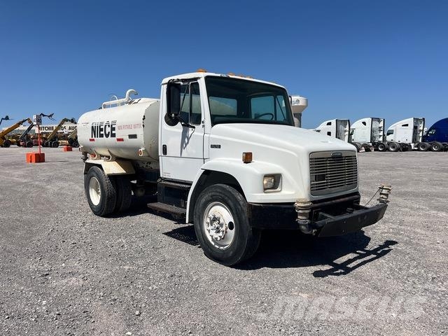 Freightliner FL70 Kamioni za vodu