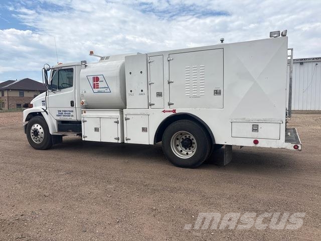Freightliner FL70 Цистерна
