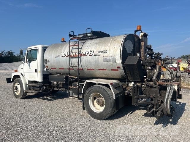 Freightliner FL70 Concrete trucks