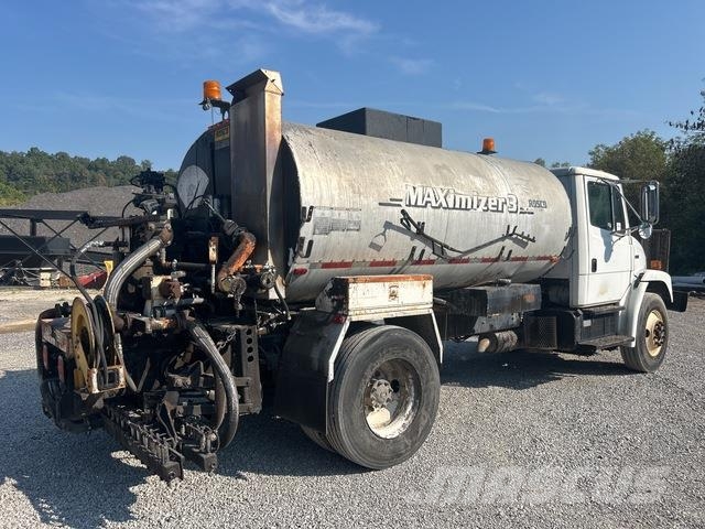 Freightliner FL70 Concrete trucks