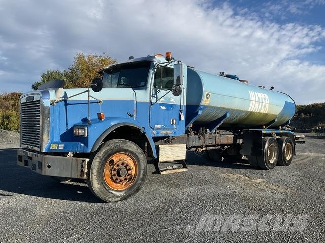 Freightliner FLD120064SD Cisterny na vodu