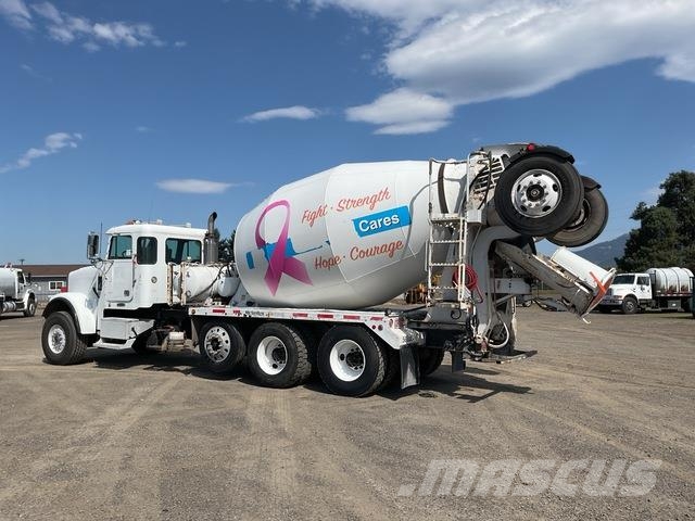 Freightliner FLD120SD Вантажівки / спеціальні