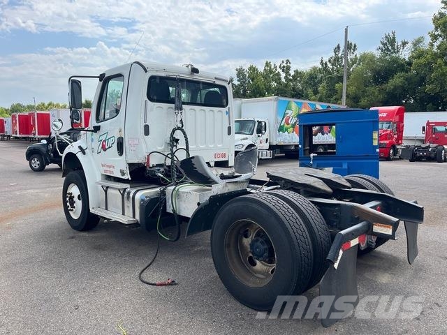 Freightliner K10 Sadulveokid
