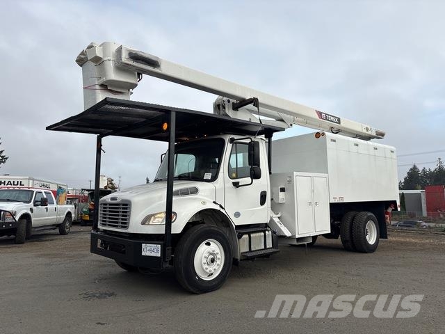 Freightliner M2 المنصات الهوائية المثبتة على شاحنة