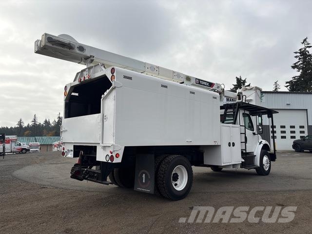 Freightliner M2 المنصات الهوائية المثبتة على شاحنة