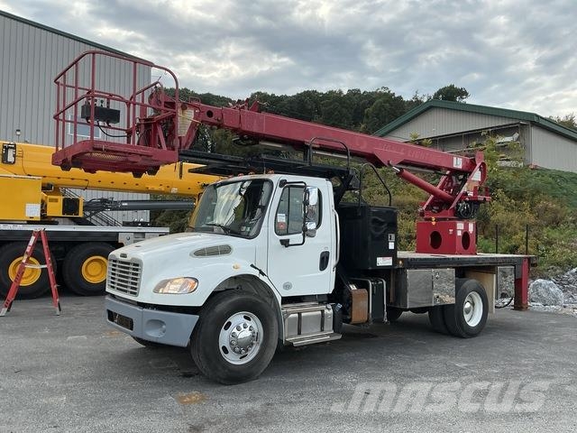 Freightliner M2 Bilmontert lift