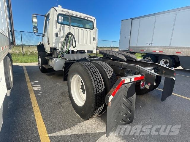 Freightliner M2 Tegljači