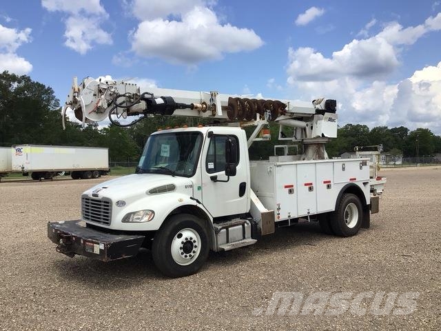 Freightliner M2 106 Camiones de perforación móvil