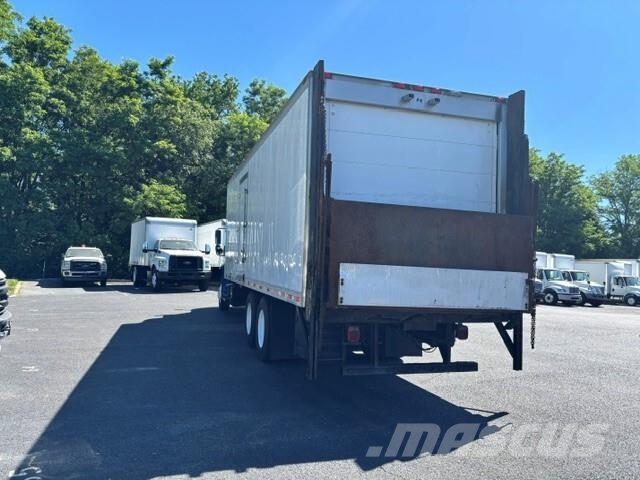 Freightliner M2 106 شاحنات بدرجة حرارة قابلة للضبط