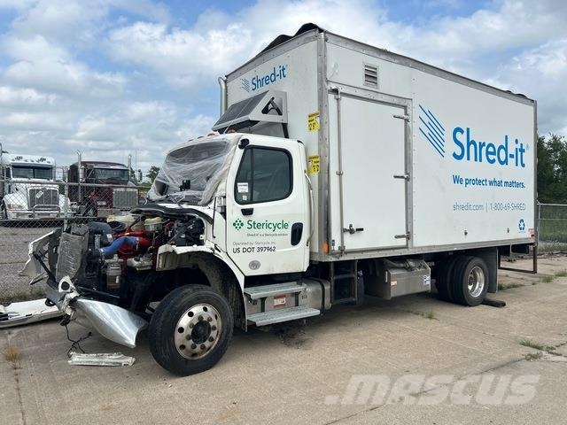 Freightliner M2 106 垃圾车
