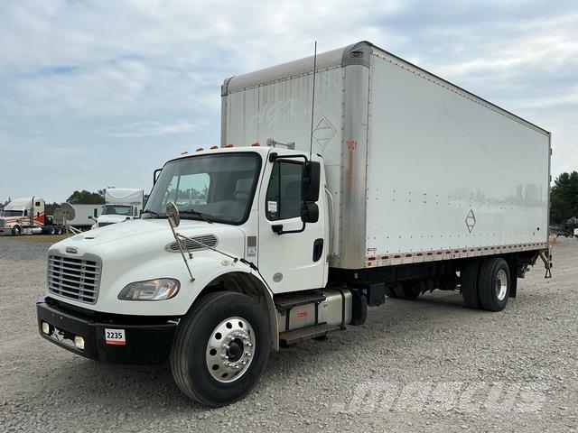 Freightliner M2 106 Furgons