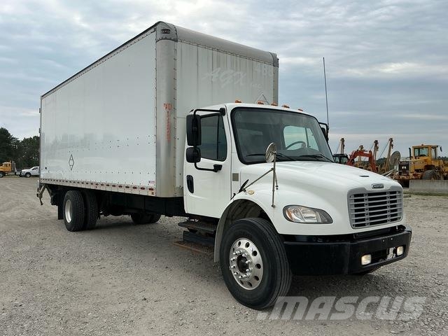 Freightliner M2 106 Furgons