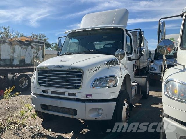Freightliner M2 106 Cabezas tractoras