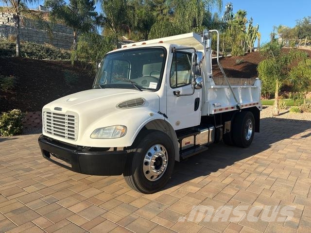 Freightliner M2 106 Pašizgāzējs