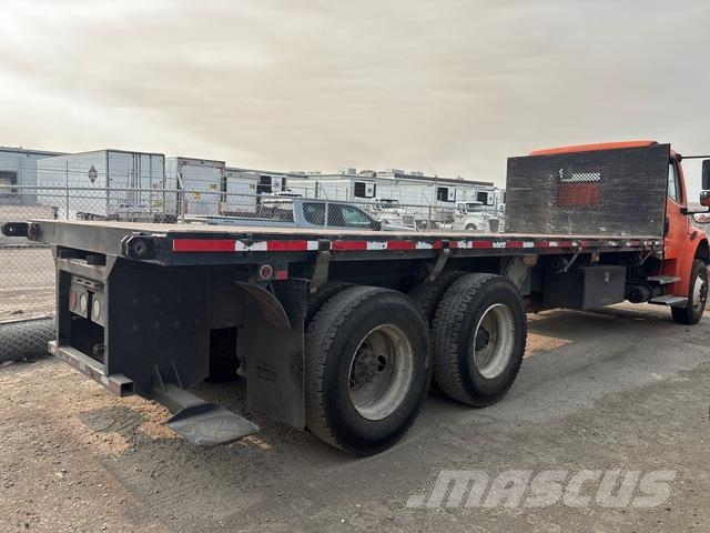 Freightliner M2 106 Flatbed/Dropside trucks