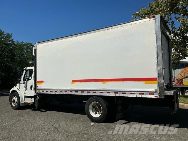 Freightliner M2 106 Camiones con temperatura controlada