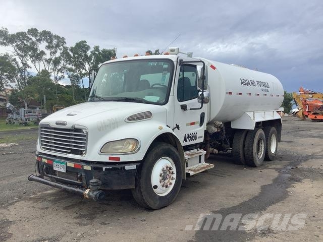 Freightliner M2 106 Ūdens mašīnas